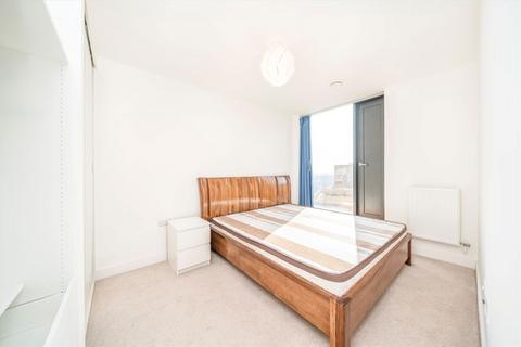 2 bedroom flat to rent, Station Road, London SE13