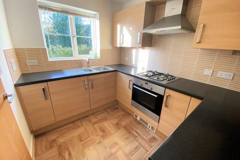 3 bedroom semi-detached house to rent, Dowse Road, Devizes SN10