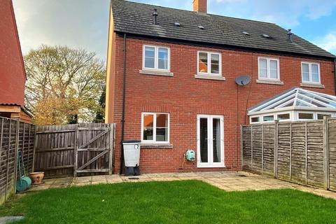 3 bedroom semi-detached house to rent, Dowse Road, Devizes SN10