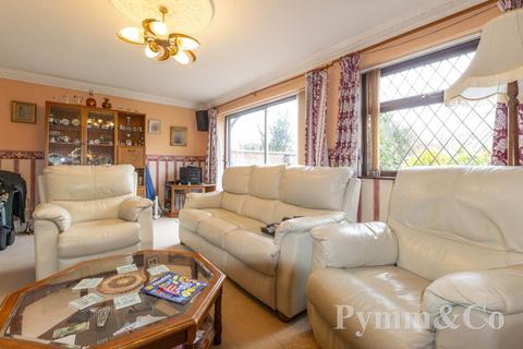 4 bedroom detached house for sale, Burgh Road, Aylsham NR11