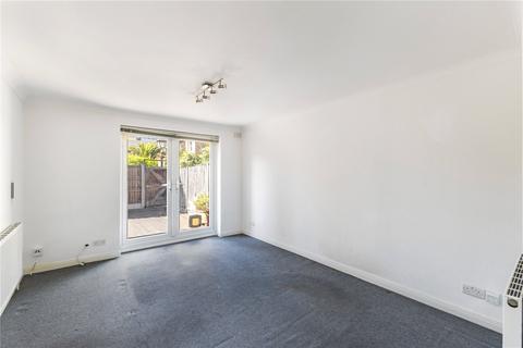15 Albert Close, London, E9 7EX