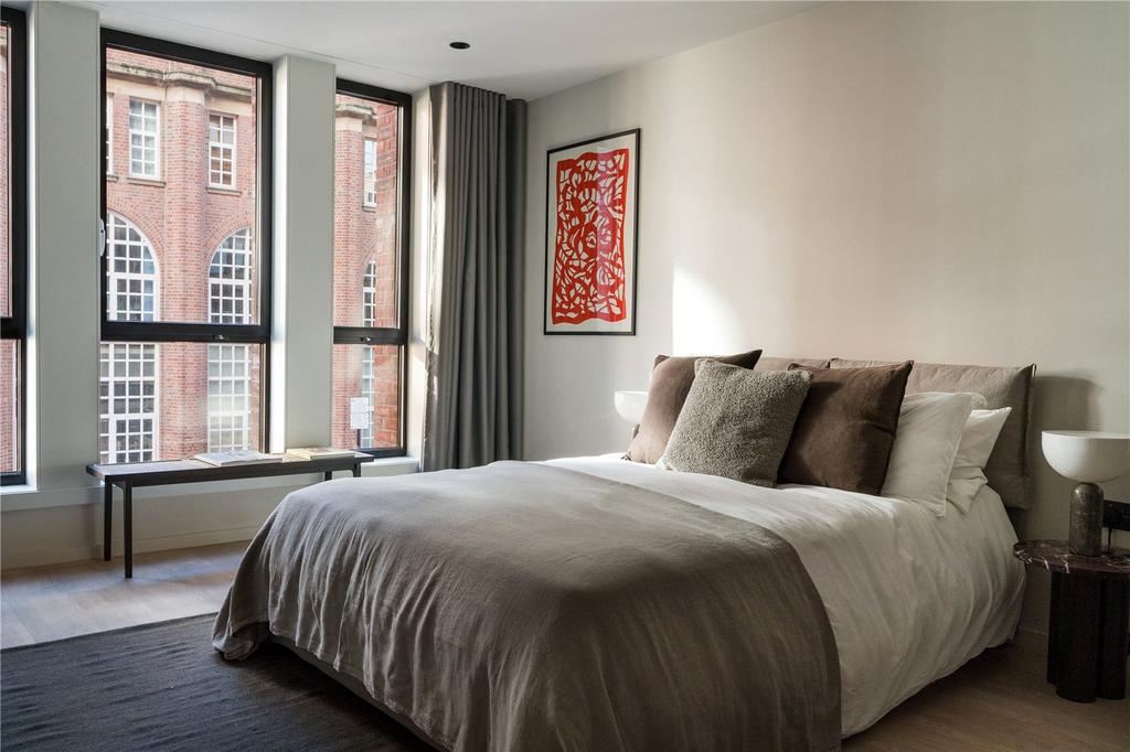 Show Apartment