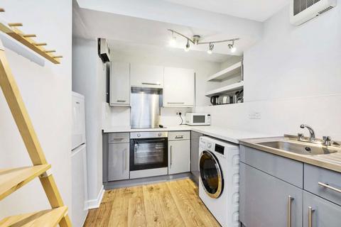 1 bedroom flat to rent, Wapping High Street, London E1W