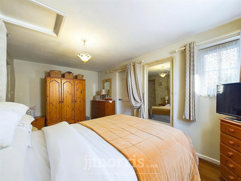 CAM03686 G0-PR0245-STILL012.jpg