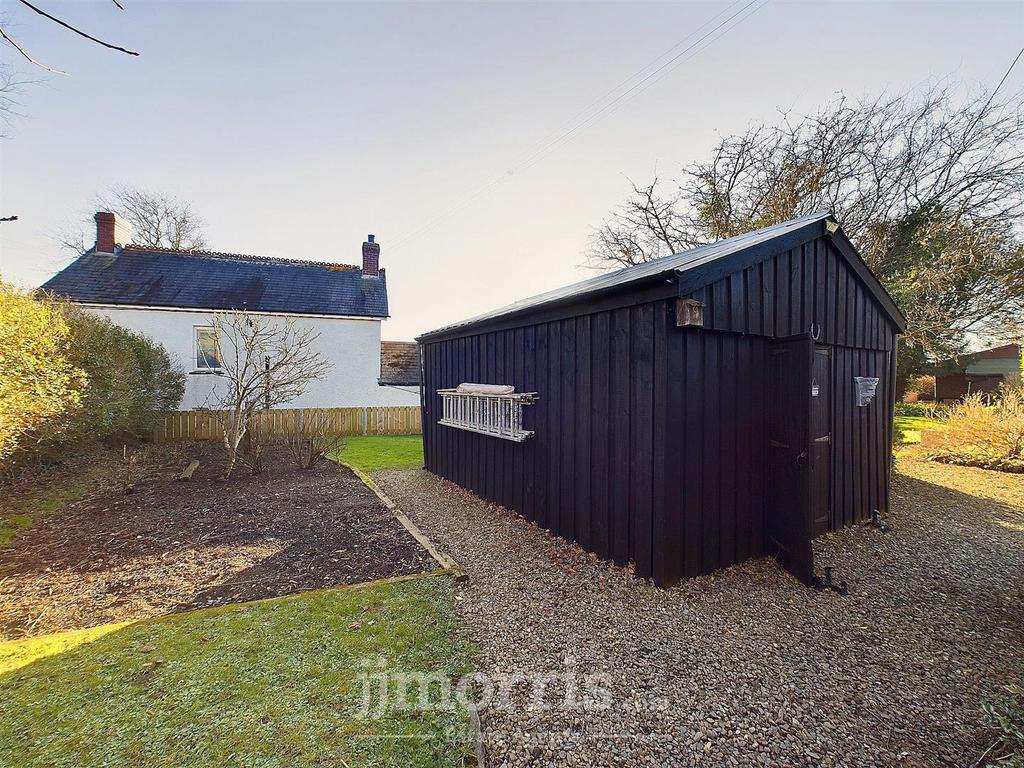 CAM03686 G0-PR0245-STILL034.jpg