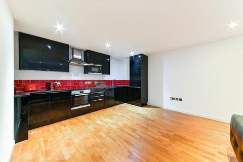 2 bedroom flat for sale, Gainsborough Studios South, Islington, N1