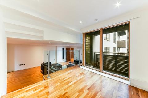 2 bedroom flat for sale, Gainsborough Studios South, Islington, N1