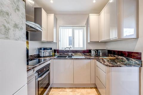 1 bedroom flat for sale, Shaftesbury Avenue, Goring-by-Sea, Worthing, West Sussex, BN12