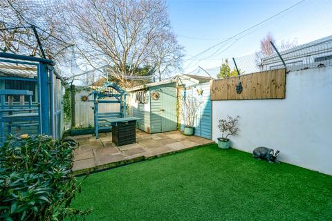 1 bedroom flat for sale, Shaftesbury Avenue, Goring-by-Sea, Worthing, West Sussex, BN12