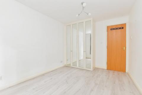 1 bedroom apartment to rent, Kingswood Drive Sutton SM2