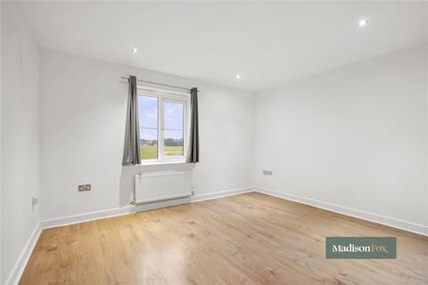 2 bedroom apartment to rent, Fencepiece Road, Ilford IG6