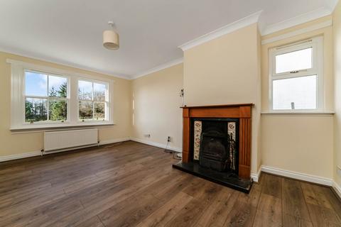 3 bedroom detached house to rent, Burntshields Road, Kilbarchan