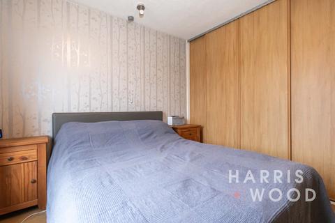 8 Blackthorn Road, Witham, CM8 2XZ