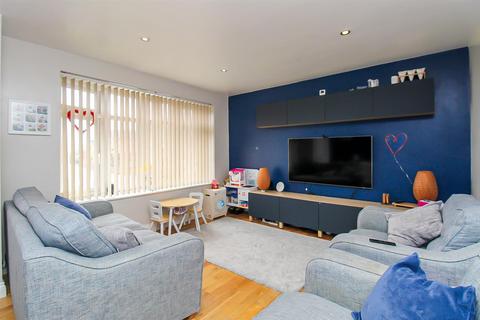 3 bedroom detached house for sale, Stone Brig Green, Leeds LS26