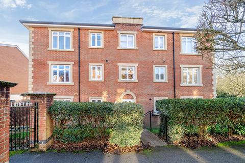 2 bedroom apartment for sale, Reed Drive, Surrey RH1