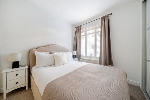 2 bedroom apartment for sale, Reed Drive, Surrey RH1