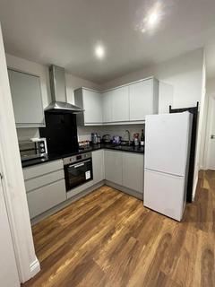 2 bedroom flat to rent, Canberra Road, London W13