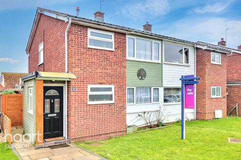 3 bedroom semi-detached house for sale, Wrendale, Clacton-On-Sea