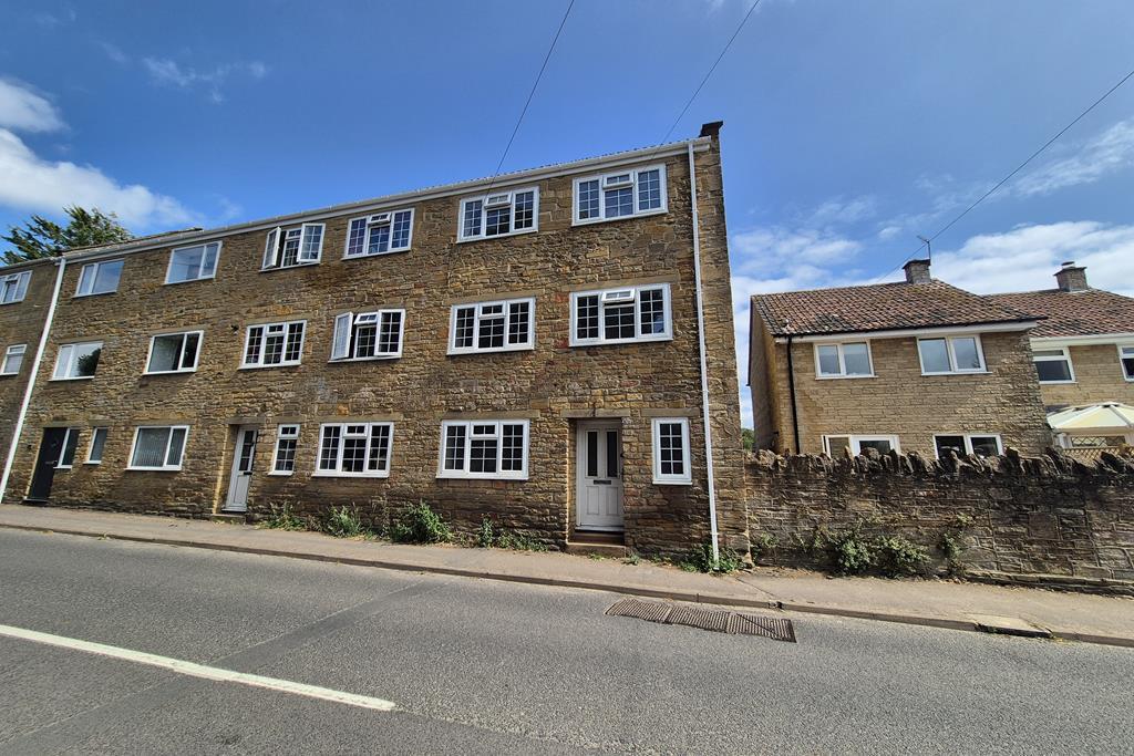 Two bedroom town house for sale