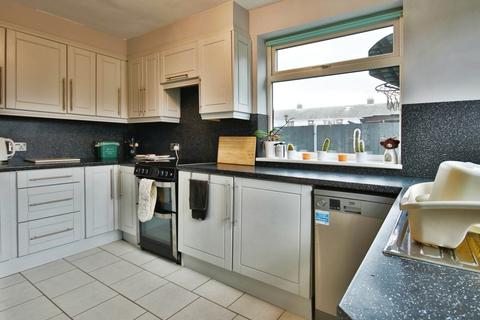 3 bedroom end of terrace house for sale, Coverdale, Hull, East Riding Of Yorkshire, HU7 4AL