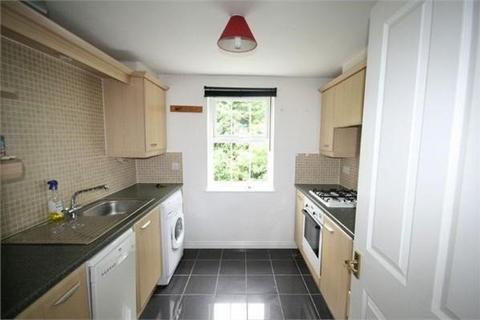 2 bedroom flat to rent, Potters Hollow, Bulwell, Nottingham, NG6 8PB