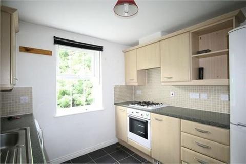 2 bedroom flat to rent, Potters Hollow, Bulwell, Nottingham, NG6 8PB