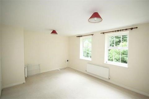 2 bedroom flat to rent, Potters Hollow, Bulwell, Nottingham, NG6 8PB