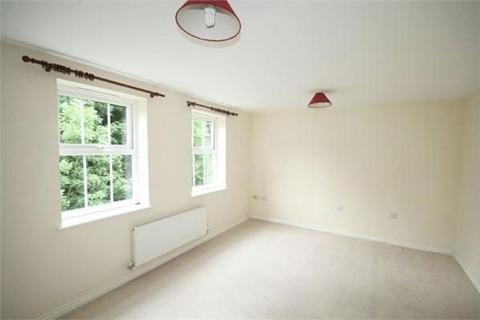 2 bedroom flat to rent, Potters Hollow, Bulwell, Nottingham, NG6 8PB