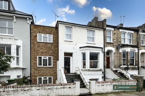 2 bedroom flat for sale, Devonport Road Shepherds Bush London, W12 8NZ