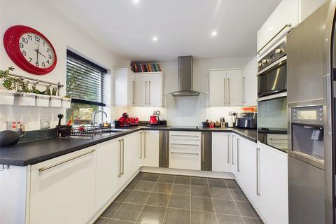 3 bedroom semi-detached house for sale, Sycamore Road, Worcester, Worcestershire, WR4