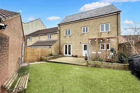 5 bedroom end of terrace house for sale, Swaledale Road, Warminster