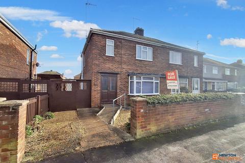 3 bedroom semi-detached house for sale, Oakdale Avenue, Stanground, Peterborough, PE2