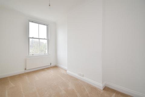 Flat 6, 3 Anglesea Terrace, St Leonards-on-sea, TN38 0QS