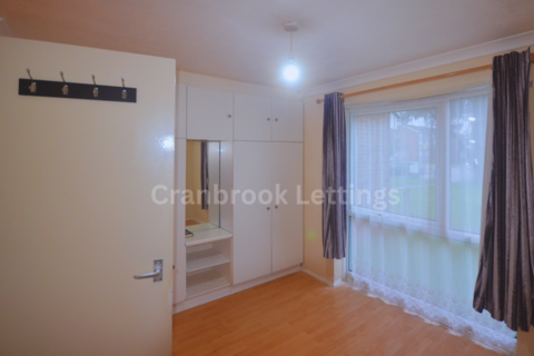 1 bedroom flat to rent, Ilford, IG2