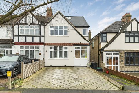 4 bedroom end of terrace house for sale, Aylesford Avenue, Beckenham