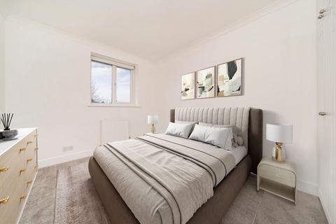 Beara House Highfield Close, Long Ditton, Surbiton, KT6 5JG