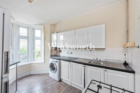 2 bedroom apartment for sale, Caversham Avenue, London, N13