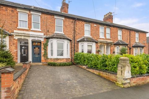 4 bedroom terraced house for sale, Dudley Road, Grantham NG31