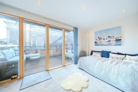 17 Sunderland Place, Bristol, BS8 1NA