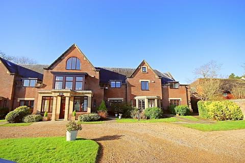 4 bedroom townhouse for sale, Lordings Road, Adversane, Billingshurst