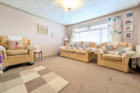 2 bedroom ground floor flat for sale, Talbot Green, Pontyclun CF72