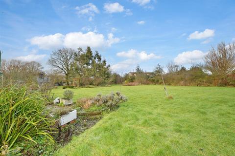 3 bedroom detached bungalow for sale, Fairway, Wickford, Essex