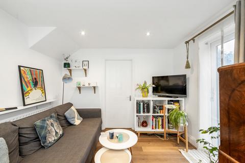 1 bedroom apartment for sale, Rye Hill Park, Nunhead, SE15