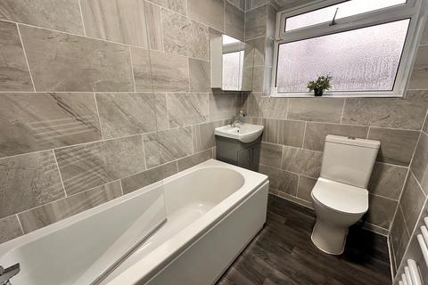 1 Beaufont Drive, Oldham, OL4 5LL