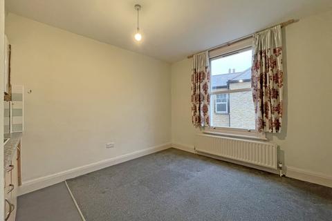 1 bedroom flat to rent, Garratt Lane, London, SW18