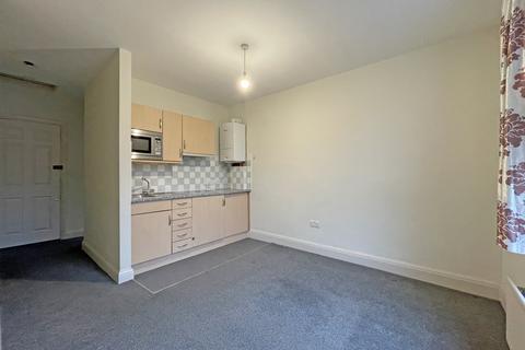 1 bedroom flat to rent, Garratt Lane, London, SW18