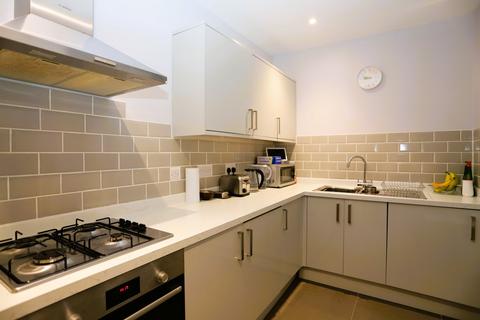 1 bedroom apartment for sale, Queen Street, Newton Abbot, TQ12 2EY