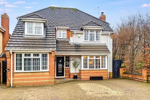 4 bedroom detached house for sale, Kings Croft, Cannock