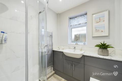 135 Lambert Road, Uttoxeter, ST14 7QY