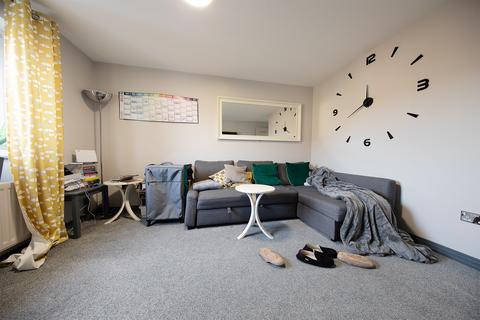 2 bedroom flat for sale, Chamberlain Court, Birmingham B18